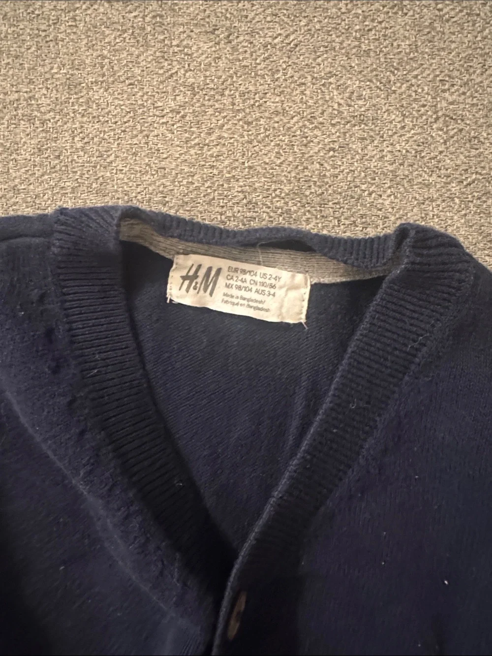 5/$15- H&M cardigan size 2-4
